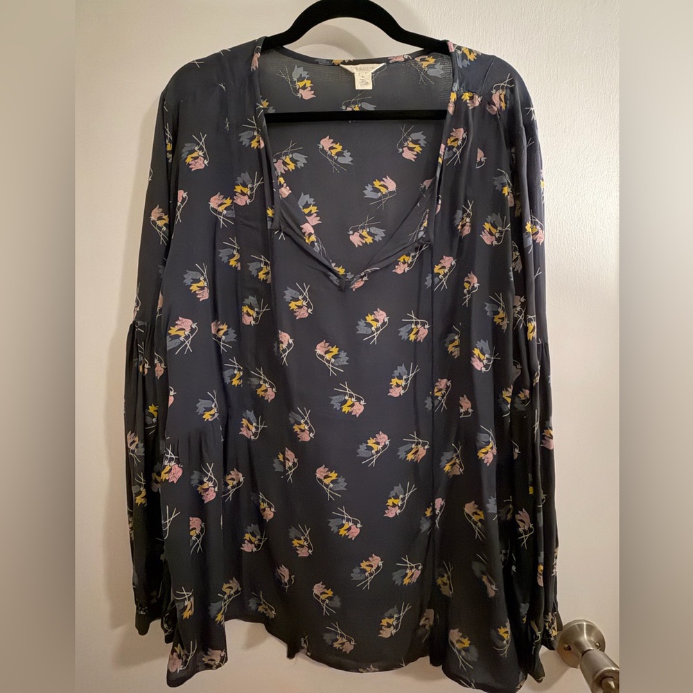 Caslon Navy  Floral V-Neck Long-Sleeve Blouse